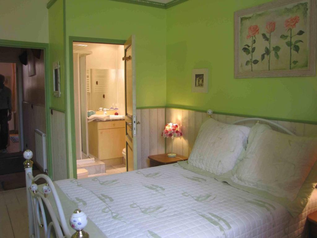 Chambres D'Hotes Les Pensees Douces Auxerre Camera foto