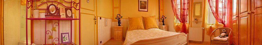 Chambres D'Hotes Les Pensees Douces Auxerre Esterno foto